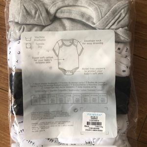 Short sleeve bodysuit - new born